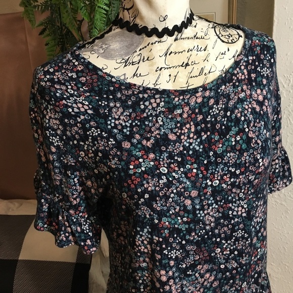 LOFT outlet floral ruffle sleeve top - Picture 2 of 7